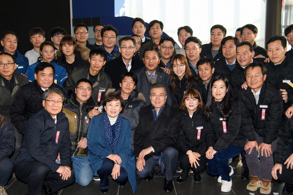 첨부 이미지: 20171219 문재인 대통령 강릉역 방문1.jpeg