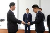첨부 이미지: 200518 제3기 청춘이사회 임명장수여식 사진1.jpg