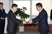 첨부 이미지: 임명장 수여식1.JPG