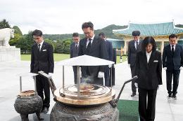 첨부 이미지: 20260901 취임 현충원 참배2