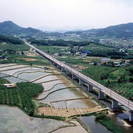 첨부 이미지: 20040531 신휴고가(경부고속)3