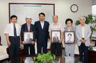 대전지역 어르신 장수사진 증정 