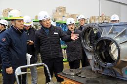 첨부 이미지: 20251201 한국철도공가 호남철도차량정비단 현장점검3