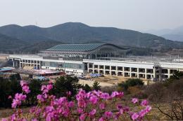첨부 이미지: 100405신경주역사(경부고속)2